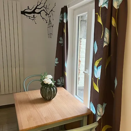 בית נופש Anc. Seigneurie De Boucaut טורנאי